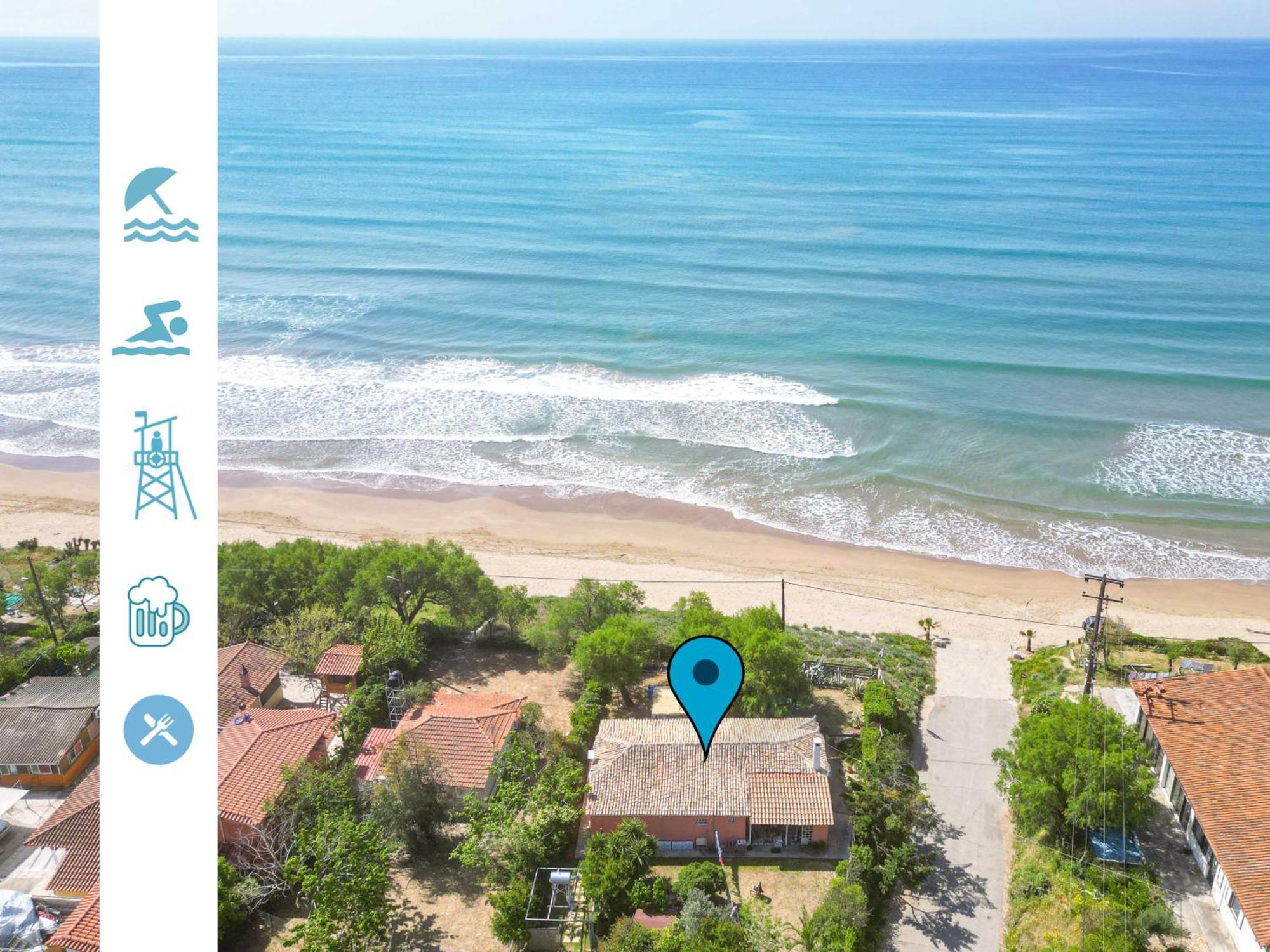 Salty Noses Beach House Paradise Perfect For Families Pírgos Eksteriør billede